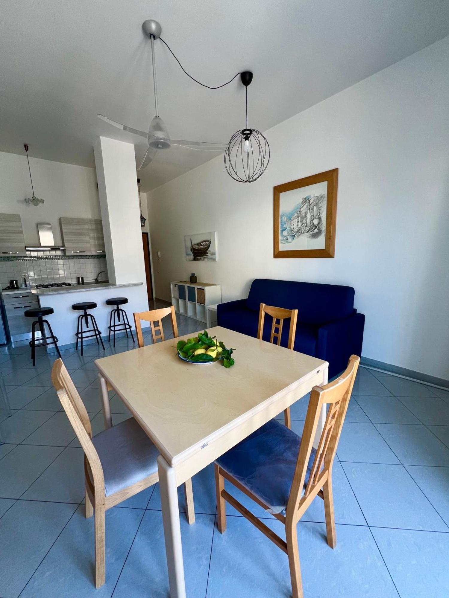 马奥莱La Casa Lungo Il Mare公寓 外观 照片